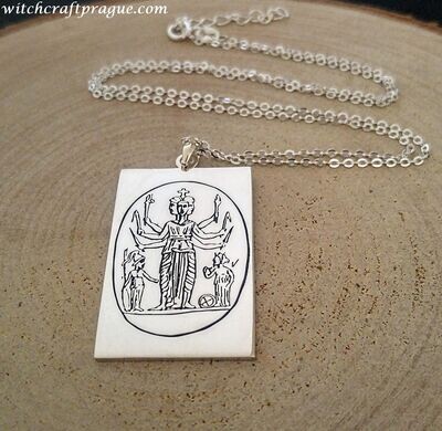 Hecate amulet necklace witchcraft Wicca talisman