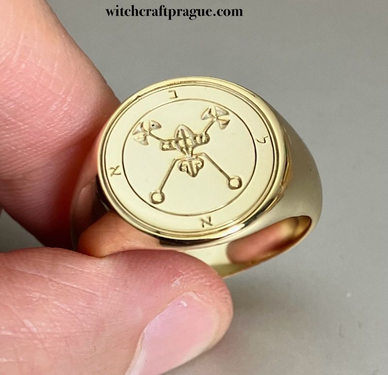 witchcraft Goetia Bael sigil ring amulet, Material: Gold plated