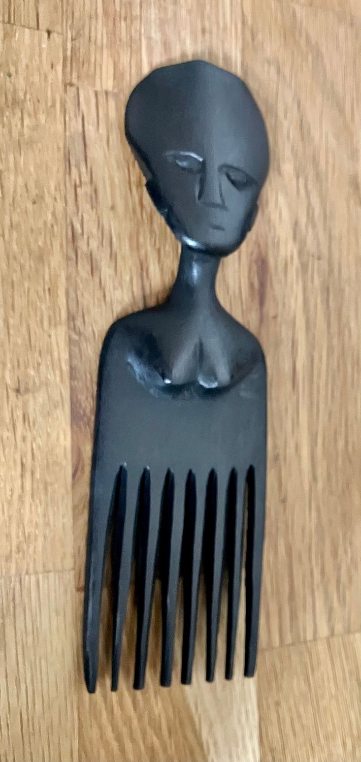 Witchcraft comb for beauty