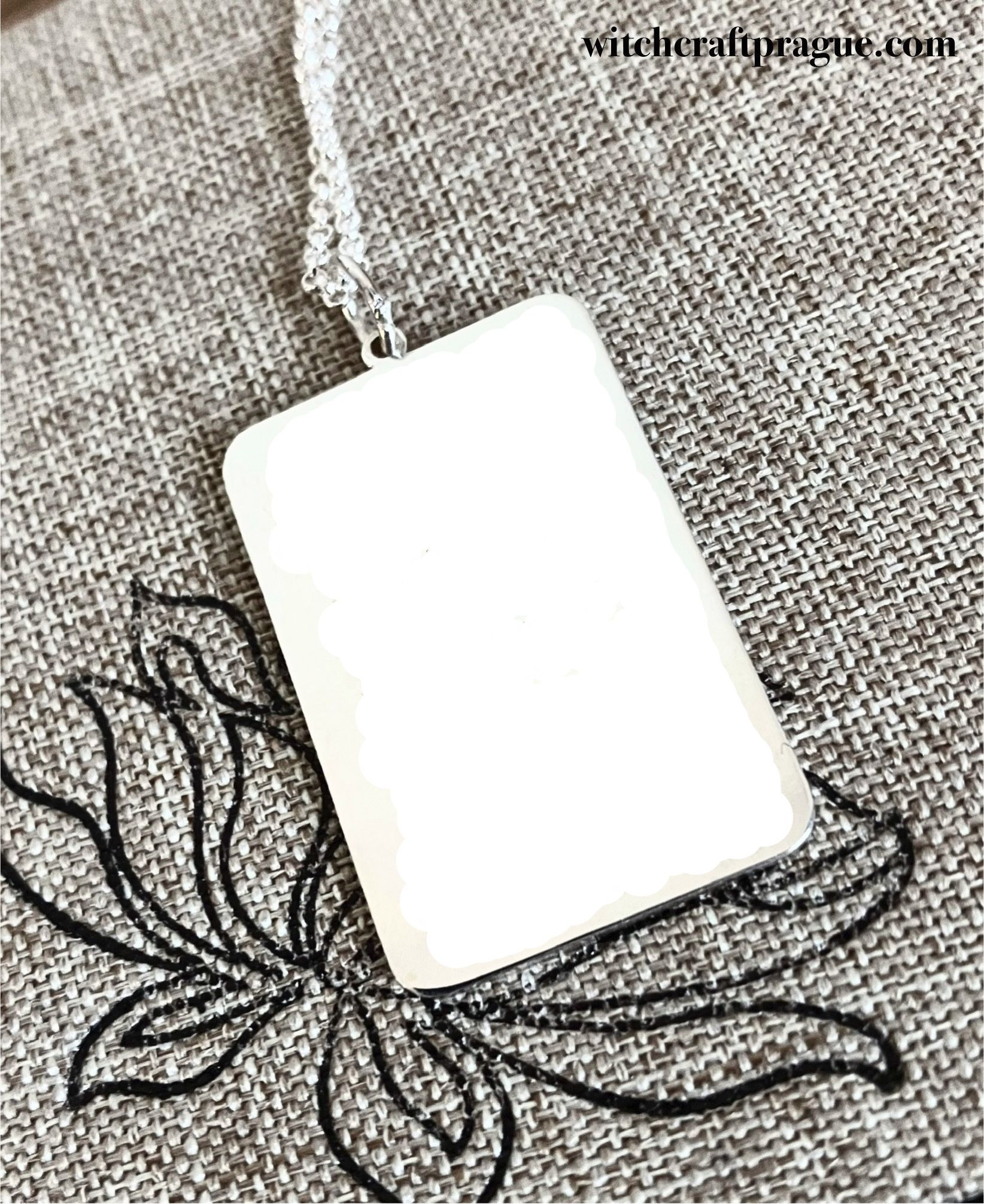 Customized ring or pendant with any design