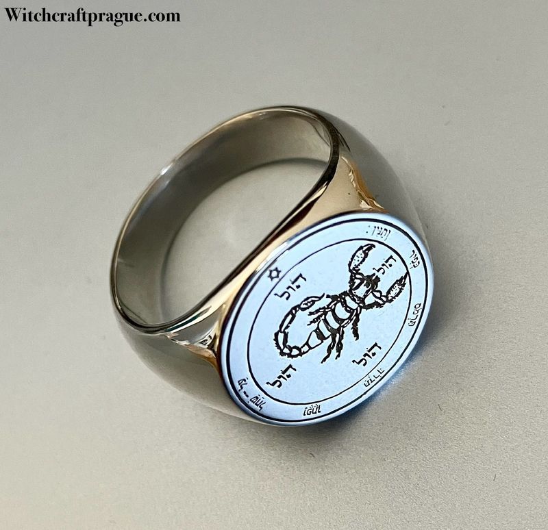 Fifth Pentacle of Mars ring seal of Solomon