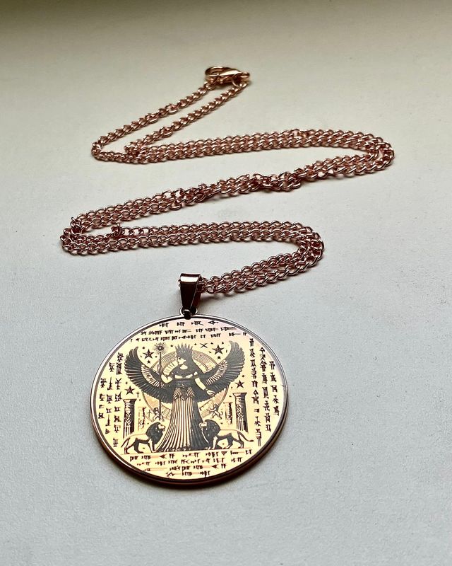 Goddess Ishtar talisman for love
