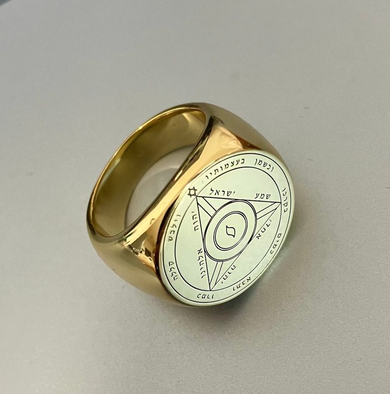 Fourth Pentacle of Saturn ring  lesser key
