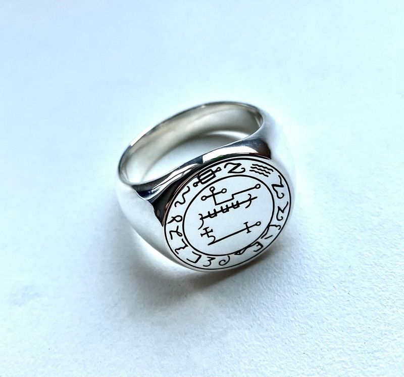 Astaroth Sigil ring amulet Goetia witchcraft