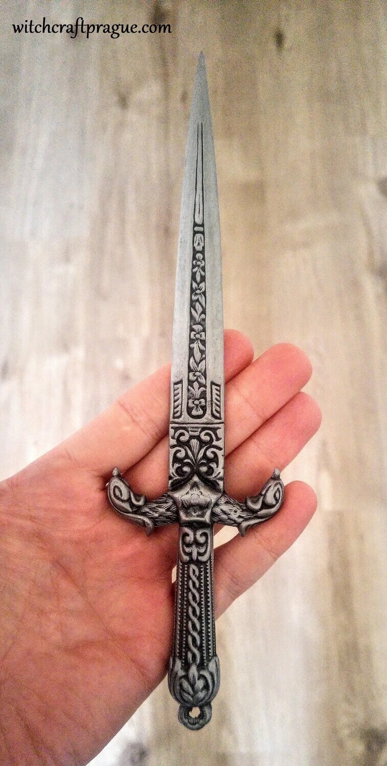 Ritual witchcraft dagger with etching