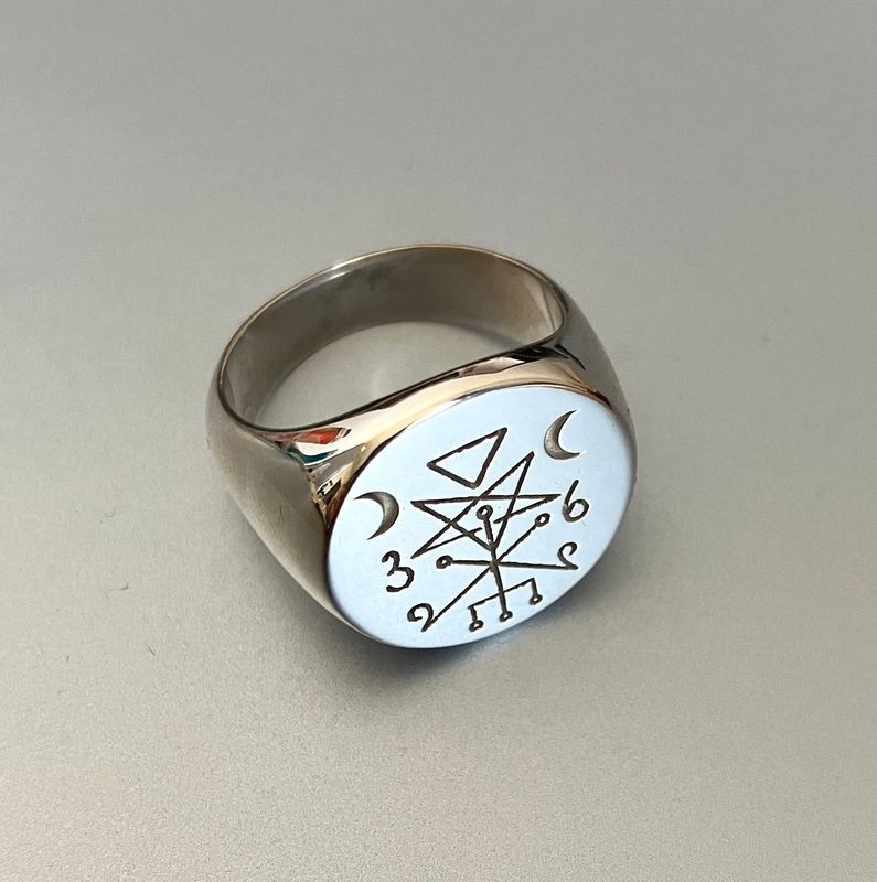 Lilith Sigil Ring, Dark Goddess Talisman Lilith Sigil Ring, Dark Goddess Talisman