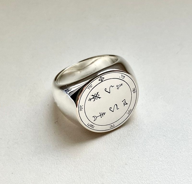 Amulet for gambling and luck