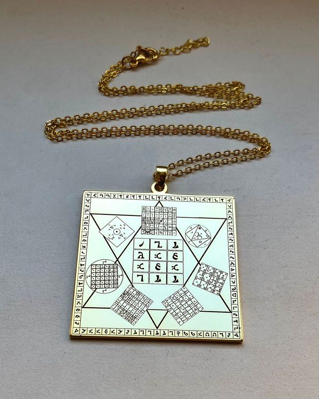John Dee holy table Enochian magic John Dee holy table Enochian magic