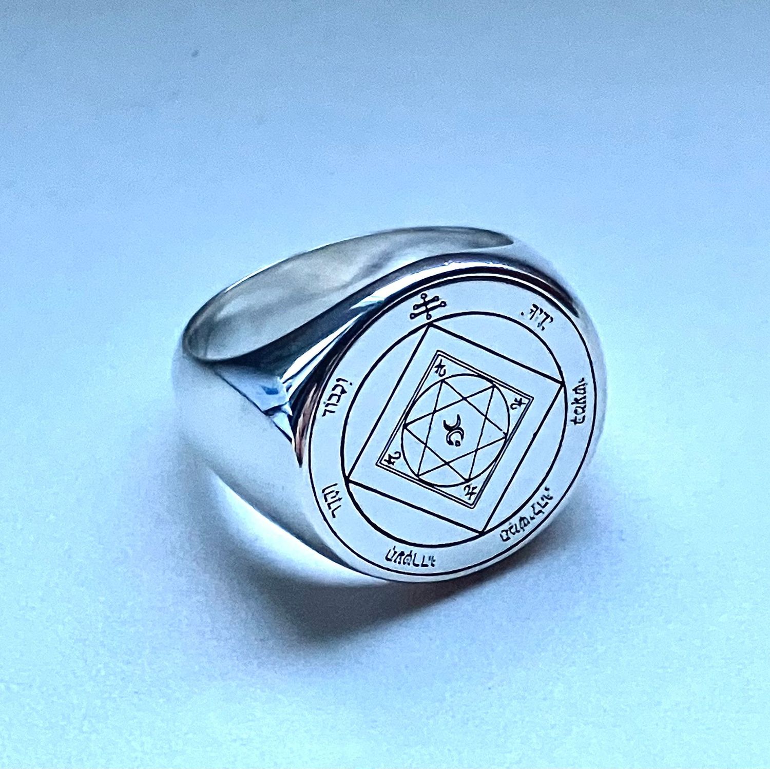 Amulet for wealth and success seal of Solomon