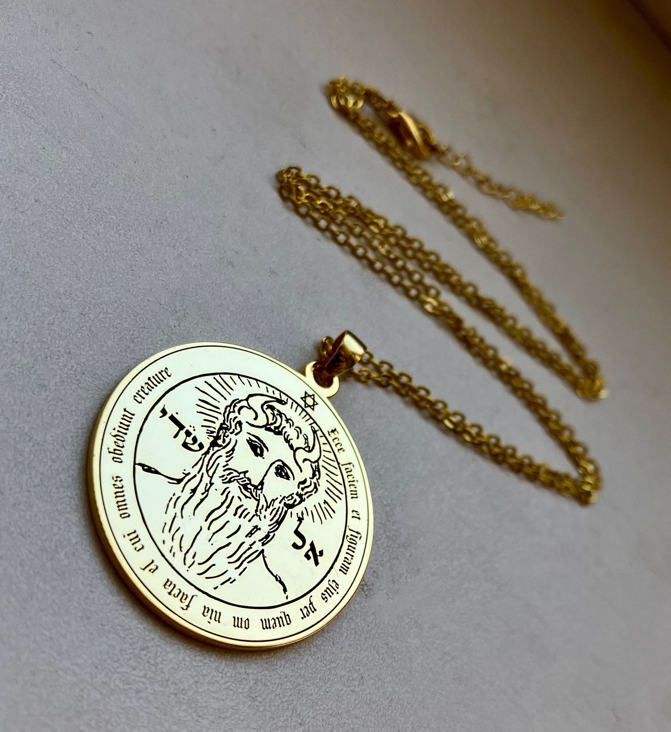 First Pentacle of the sun key of Solomon necklace First Pentacle of the sun key of Solomon necklace, Material: Gold plated