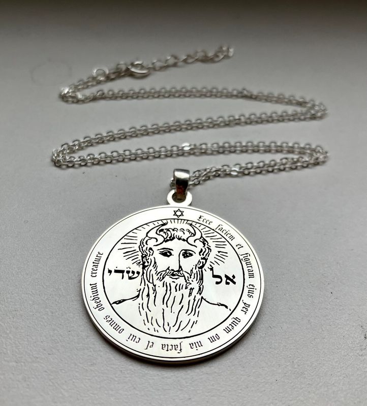 First Pentacle of the sun key of Solomon necklace First Pentacle of the sun key of Solomon necklace