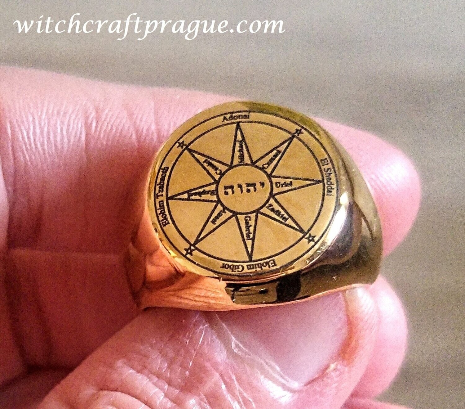 Witchcraft protection and blessing amulet ring Witchcraft protection and blessing amulet ring, Material: Gold plated