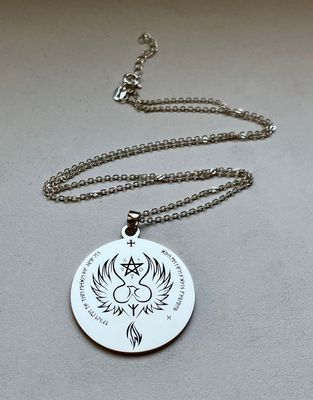Druid resurrection necklace rune witchcraft amulet Celtic talisman Druid resurrection necklace rune witchcraft amulet Celtic talisman