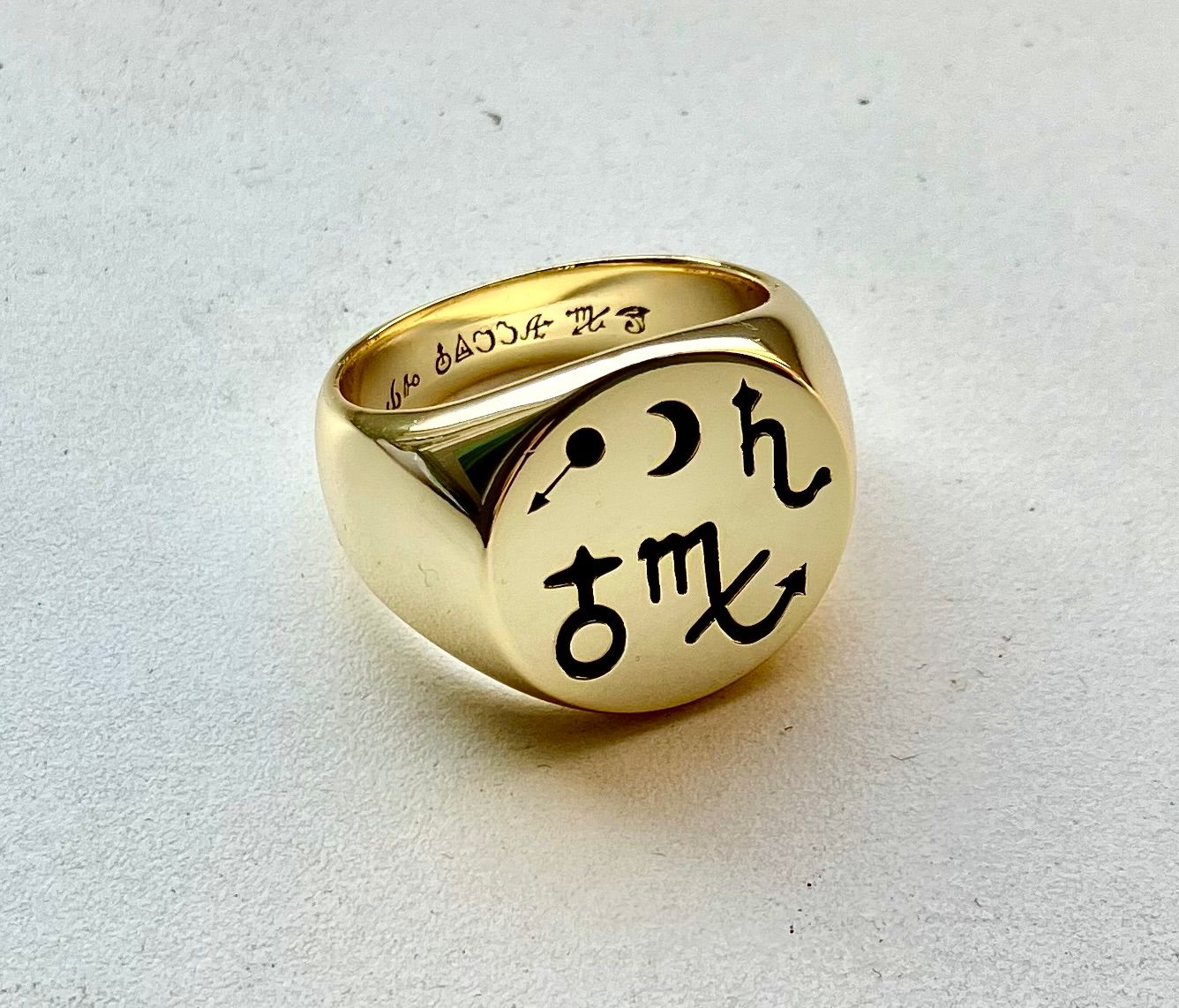 Black pullet ring, invisibility talisman