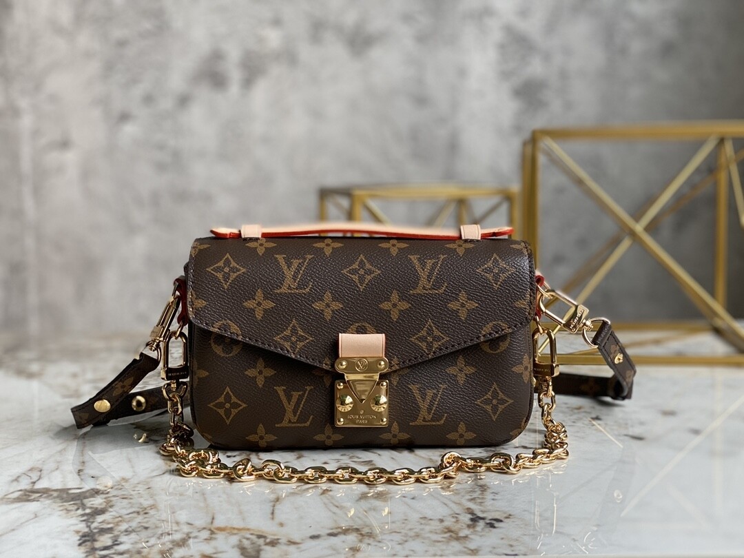 Pochette Metis East West