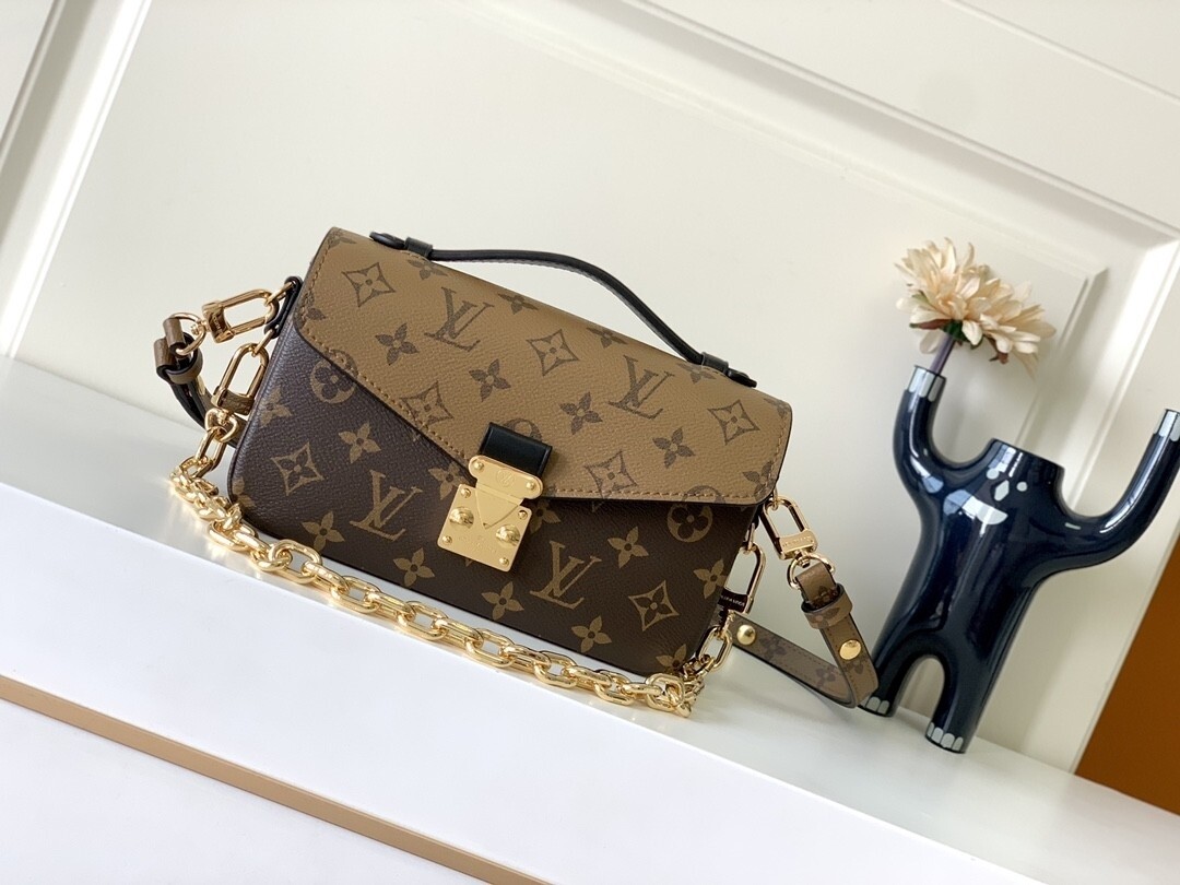 Pochette Metis East West