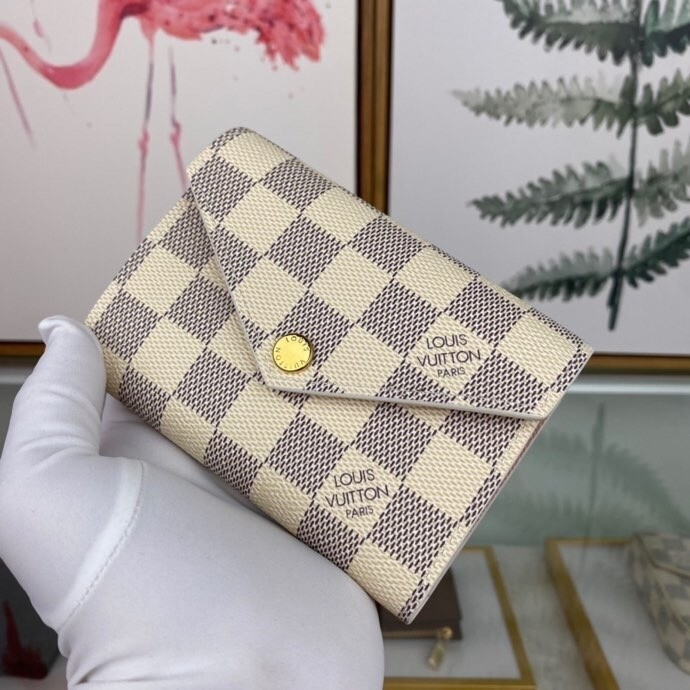Victorine Wallet