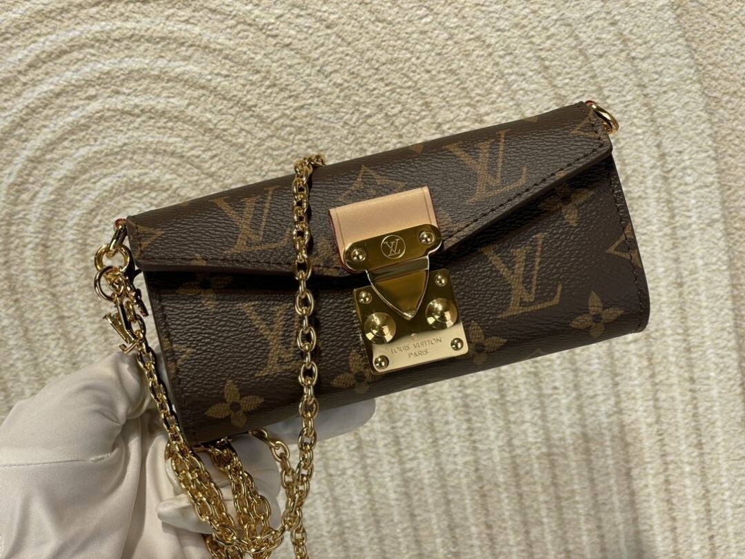 Bitsy Pouch