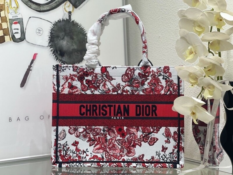 Medium Book Tote