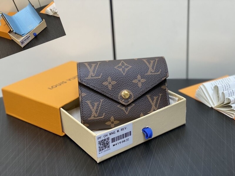 Victorine Wallet