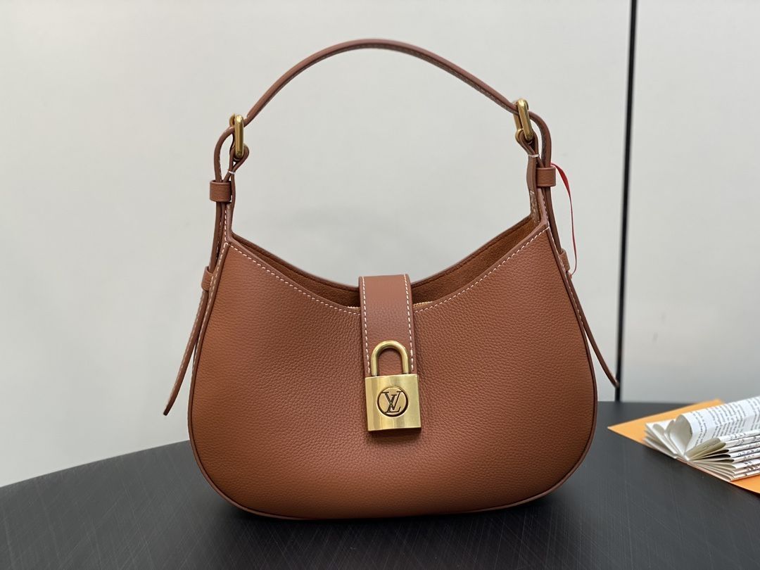 Low Key Shoulder Bag