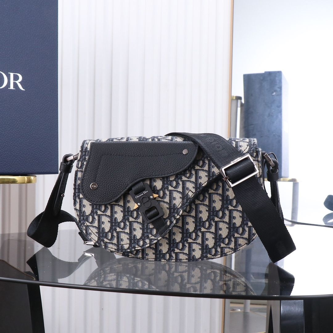 Saddle Bag