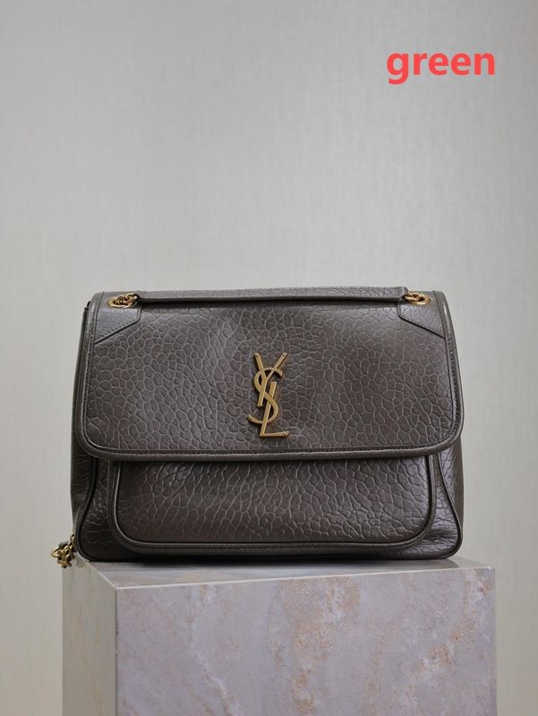 Niki Large in Grained Leather