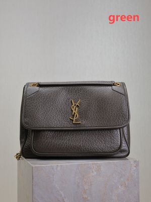 Niki Large in Grained Leather
