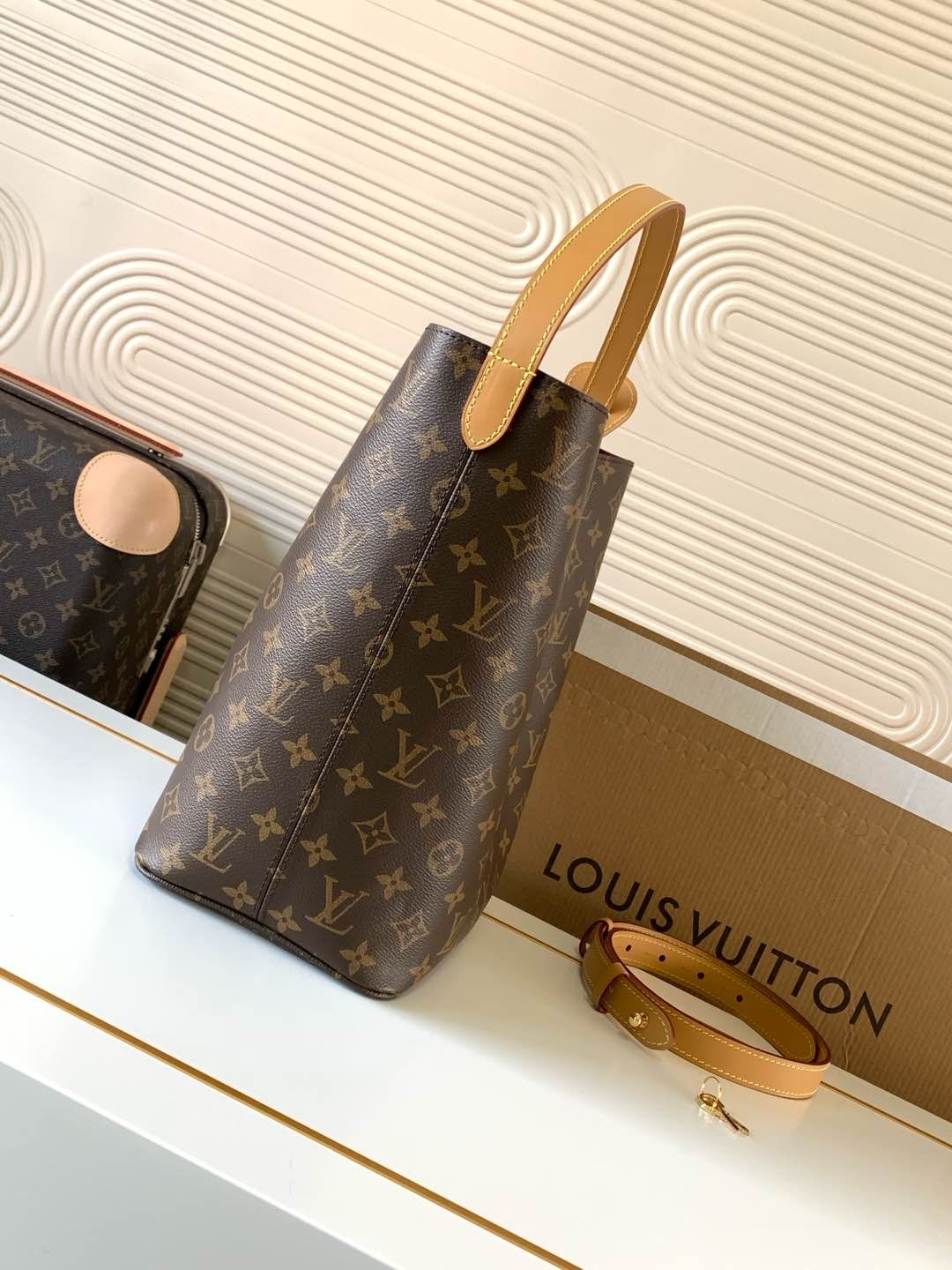 上質モノグラムレザー☆LOUIS VUITTON☆オールイン GM All In GM