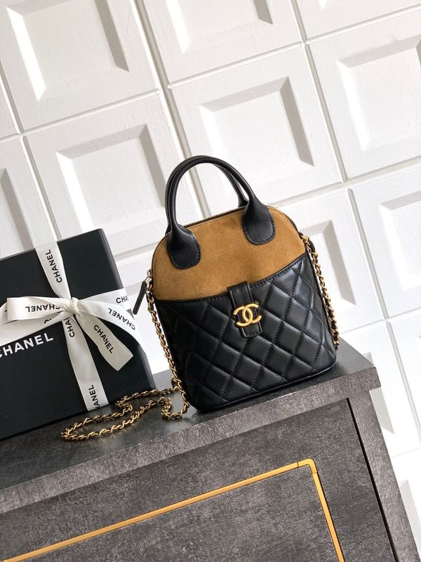 Clutch With Chain