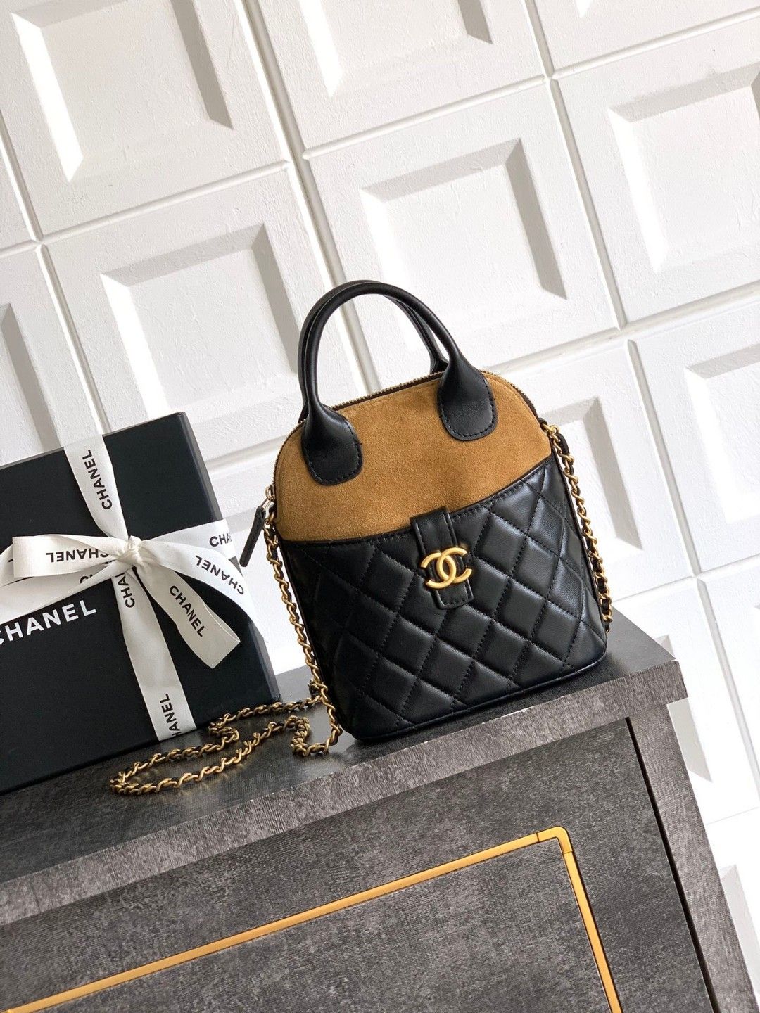Clutch With Chain