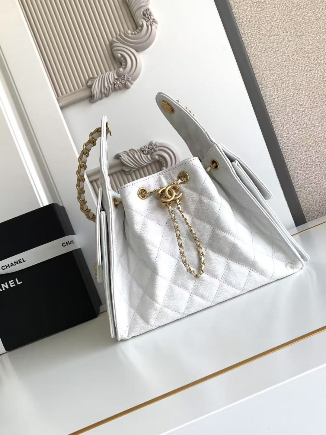 25c Small Handbag