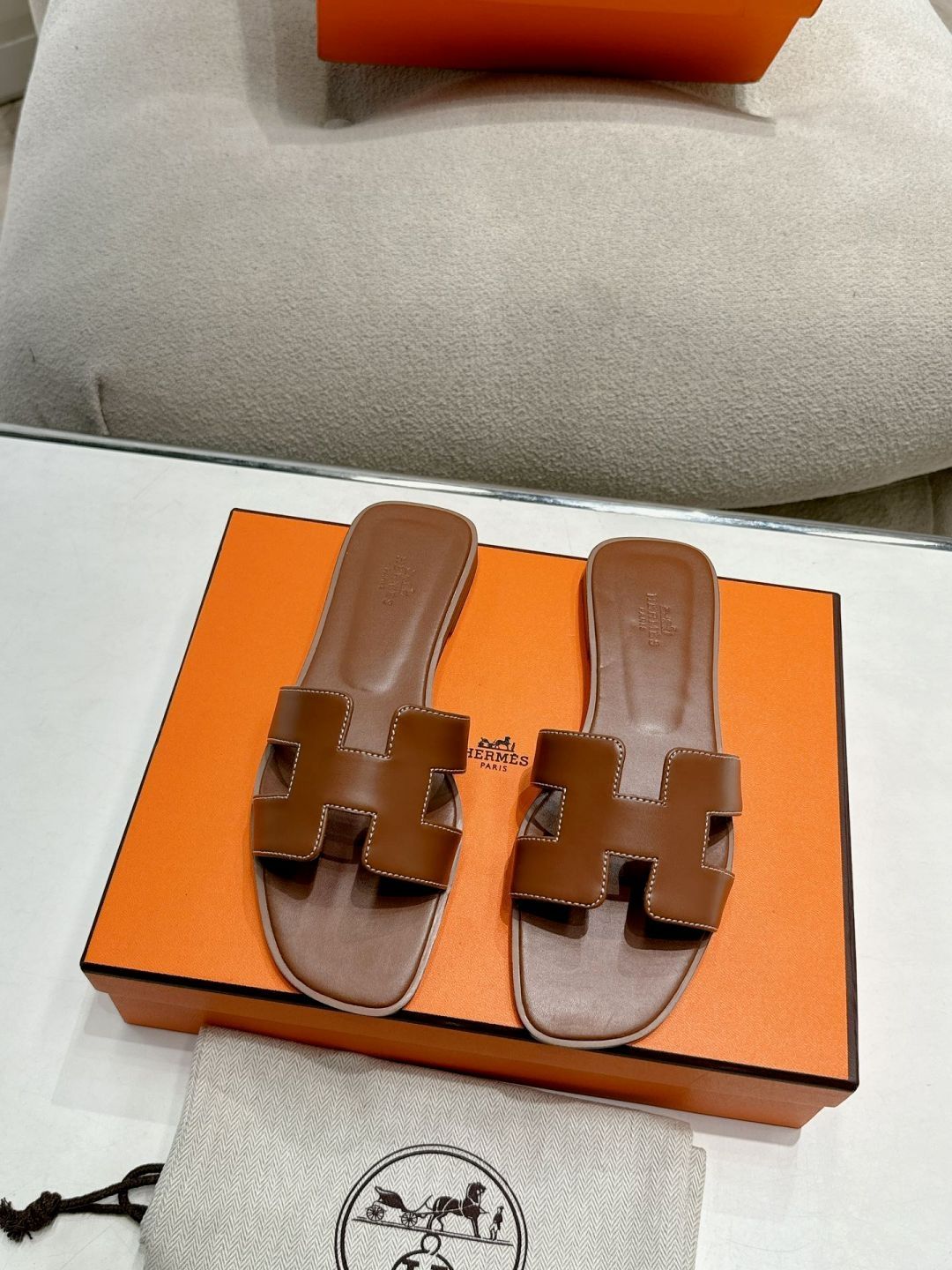 Oran Slippers Size 39
