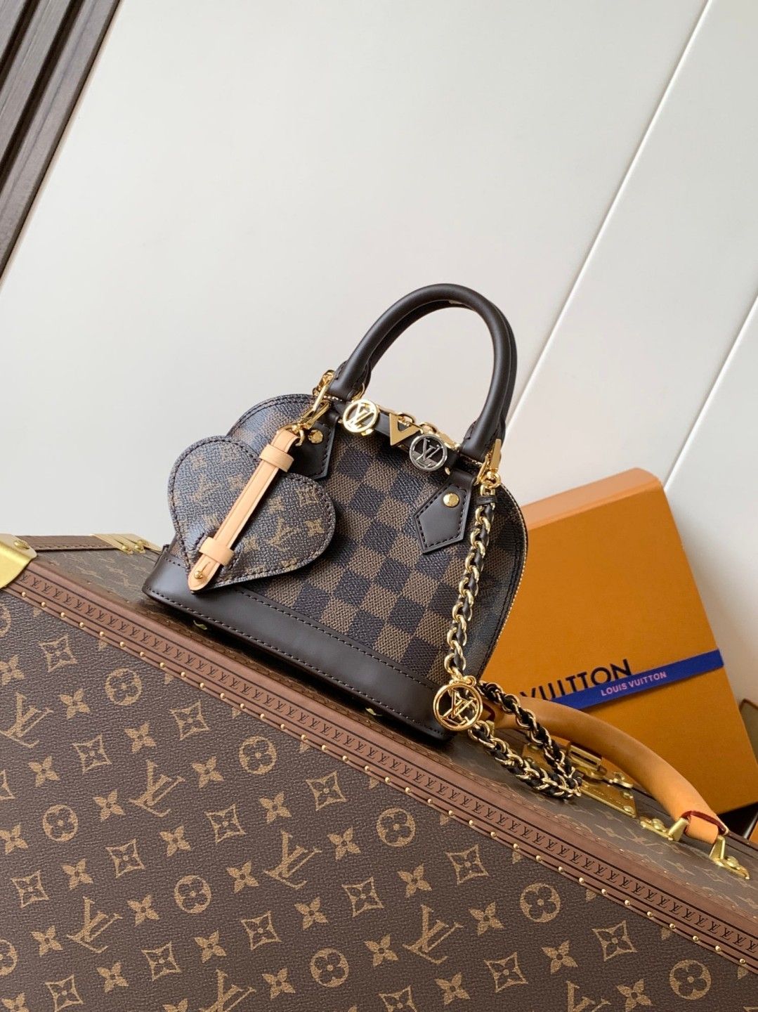 Alma Mini LV&amp;I