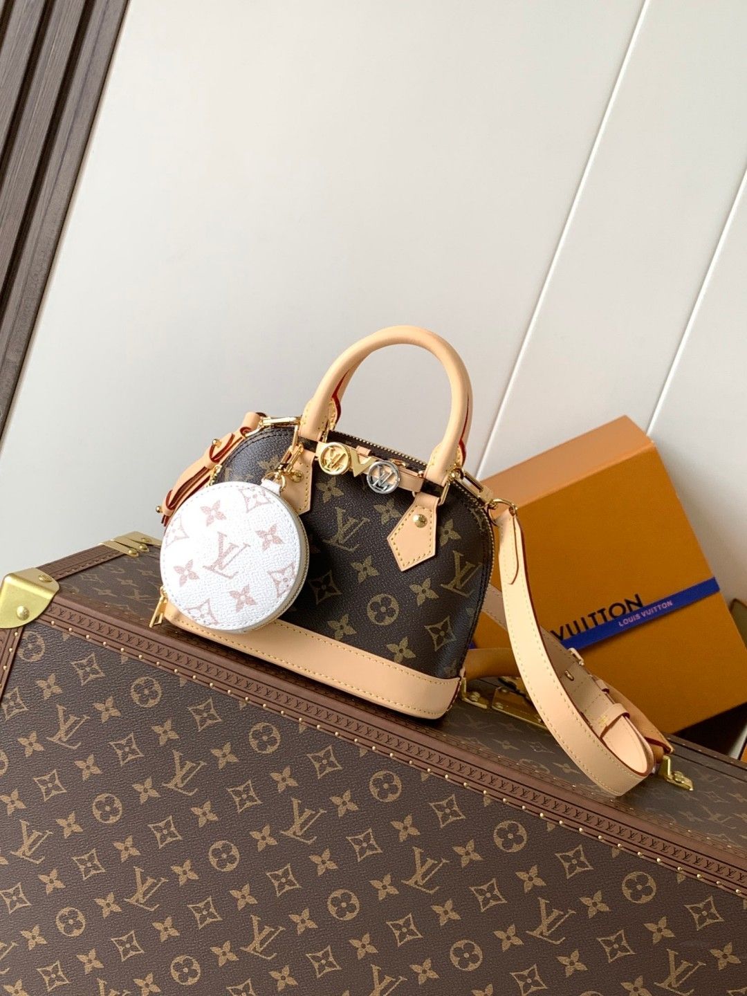Alma Mini LV&amp;I