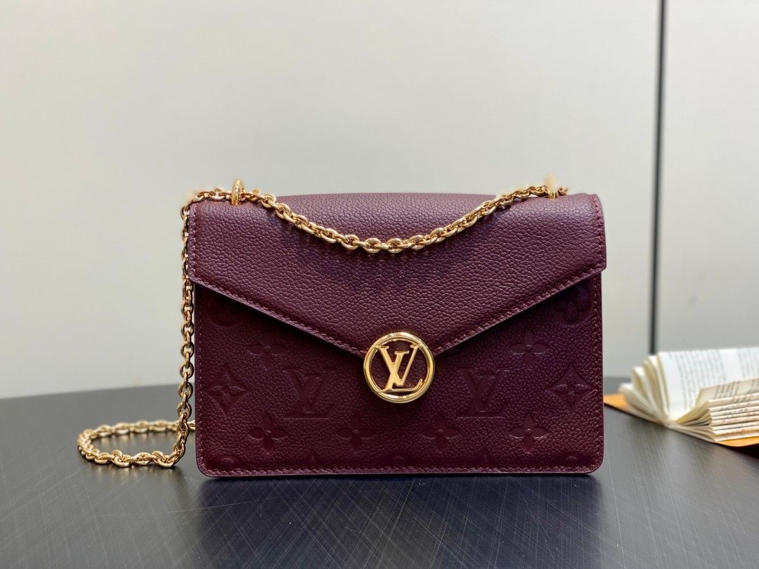 Wallet On A Chain Rosy