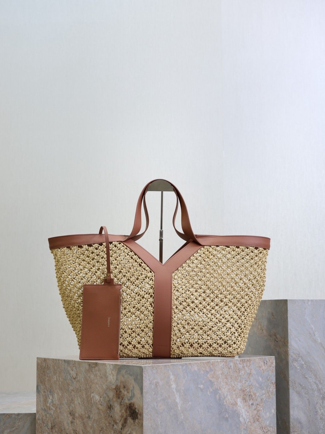 Y Tote In Raffia
