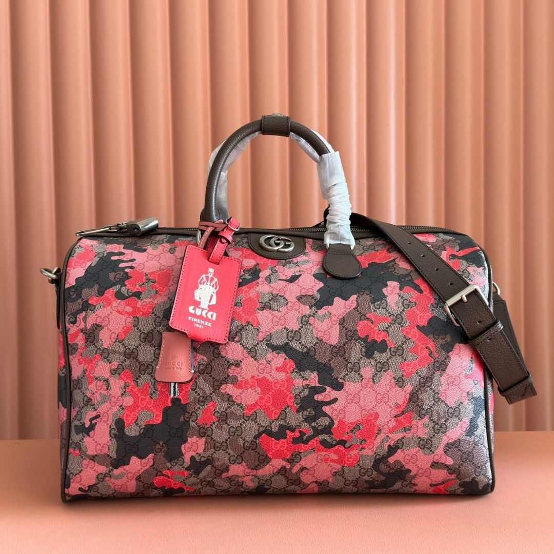 GG Medium Duffle Bag