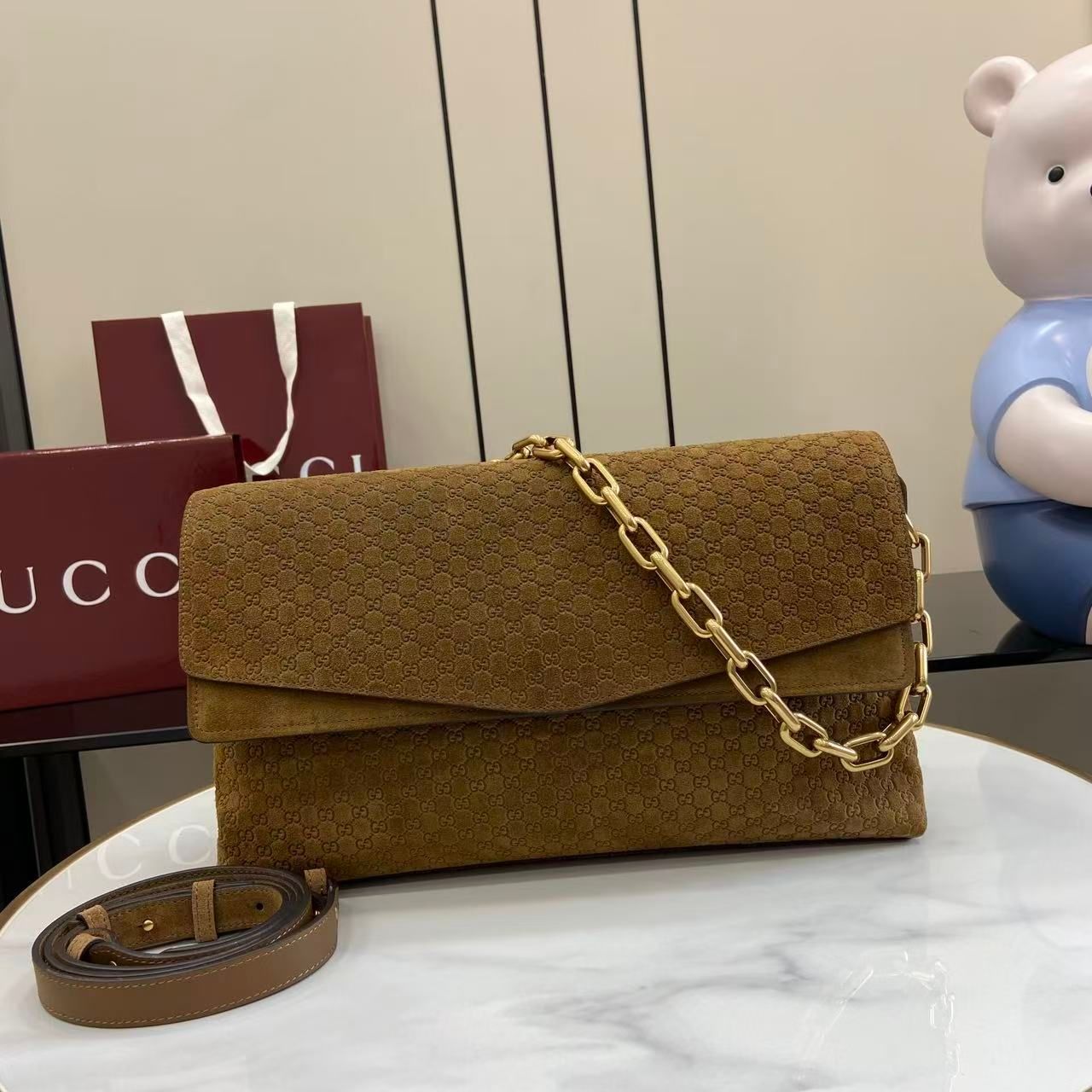 Large Shoulder Bag With Chain