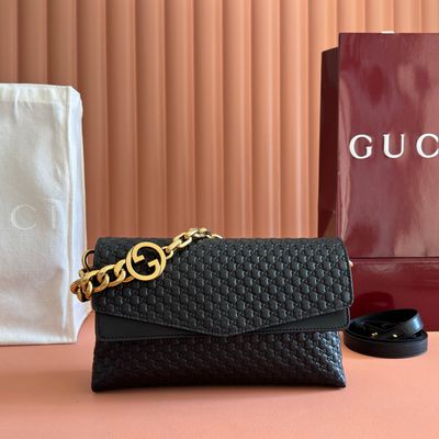 Medium Shoulder Bag With Chain