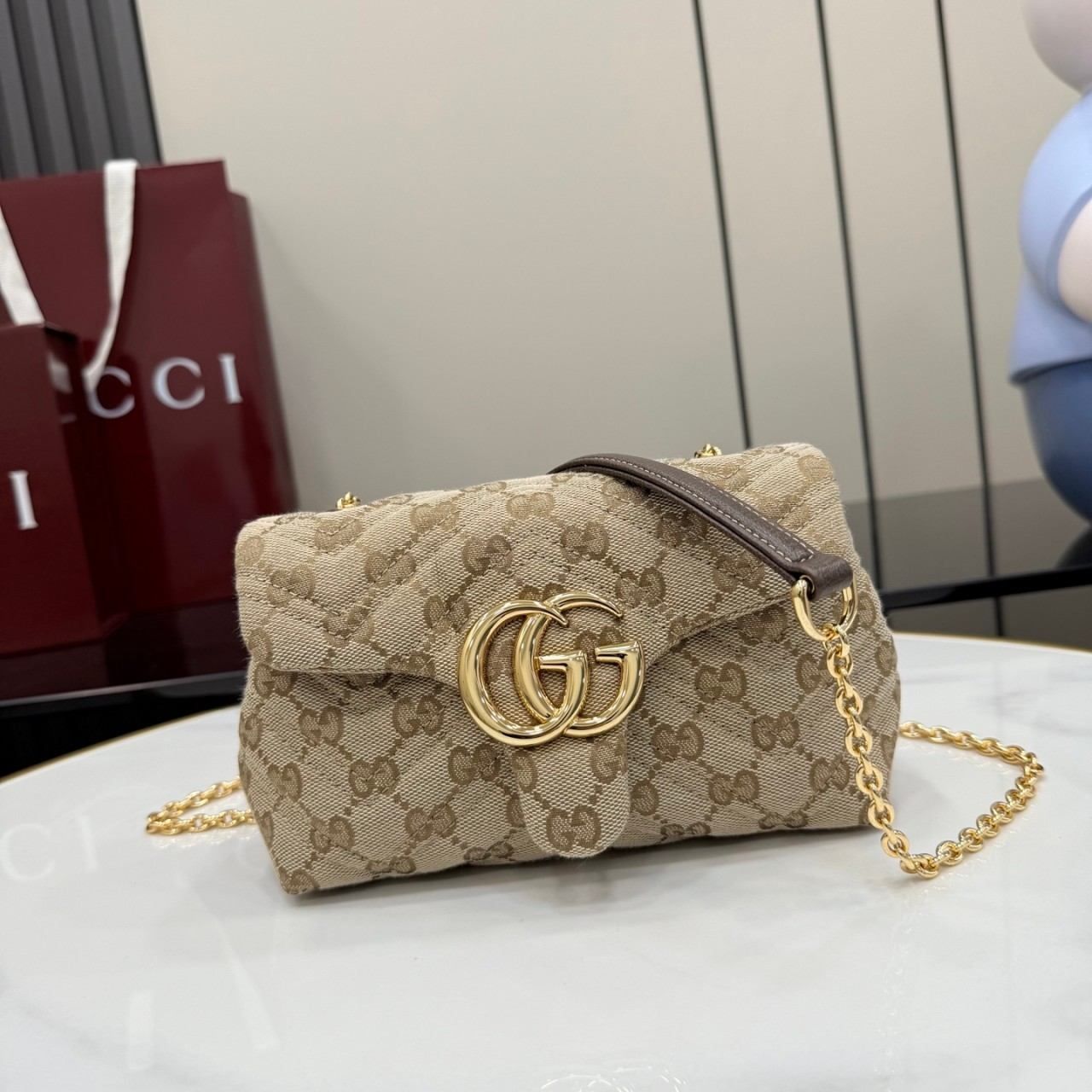 GG Marmont Mini Shoulder Bag 