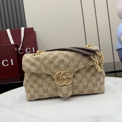 GG Marmont Small Shoulder Bag