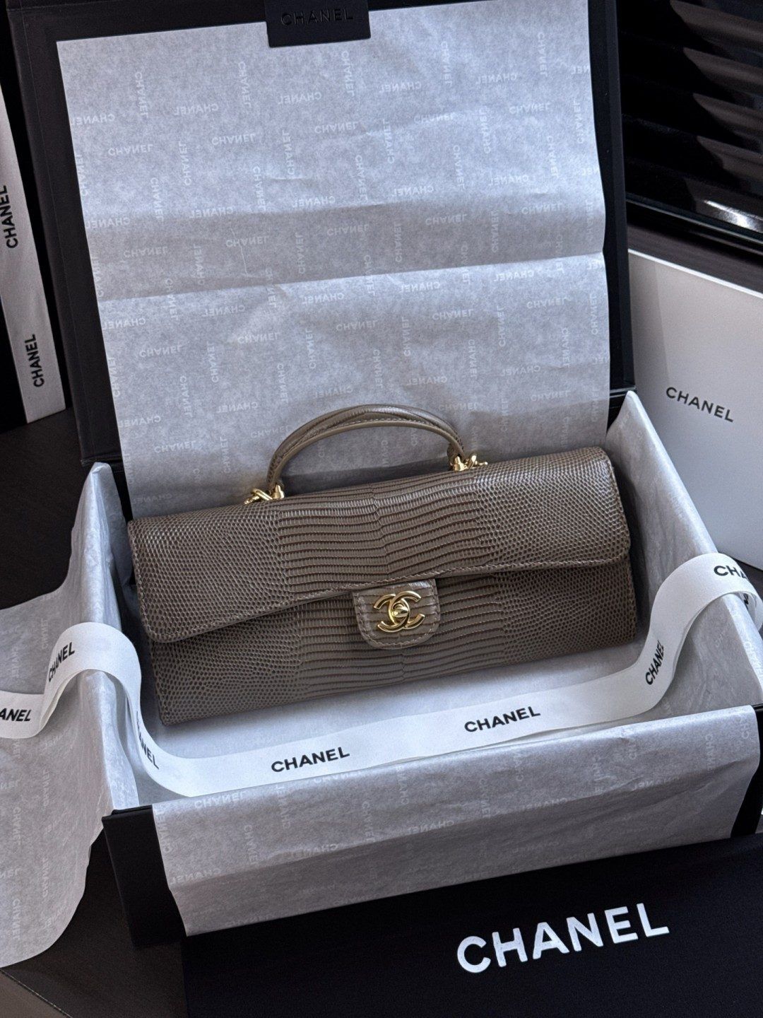 Clutch with Chain