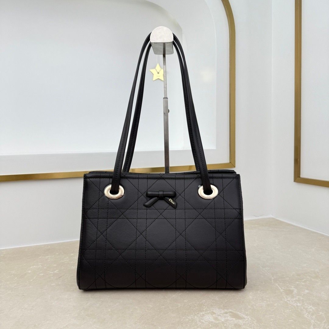 Small Promenade Shopping Bag