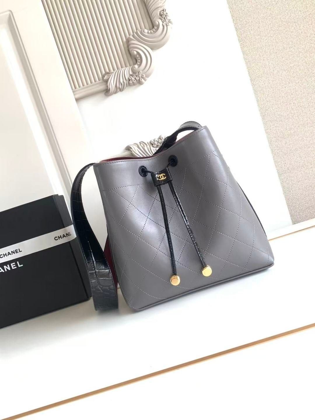 Bucket Bag