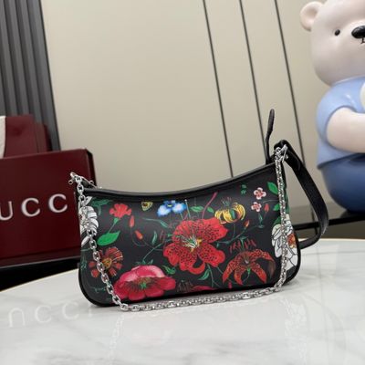 Gossip Small Shoulder Bag