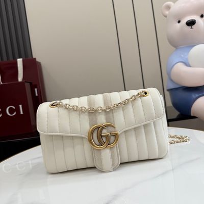 Jetset GG Marmont Medium Shoulder Bag
