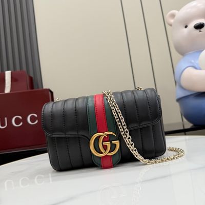 Jetset GG Marmont Small Shoulder Bag