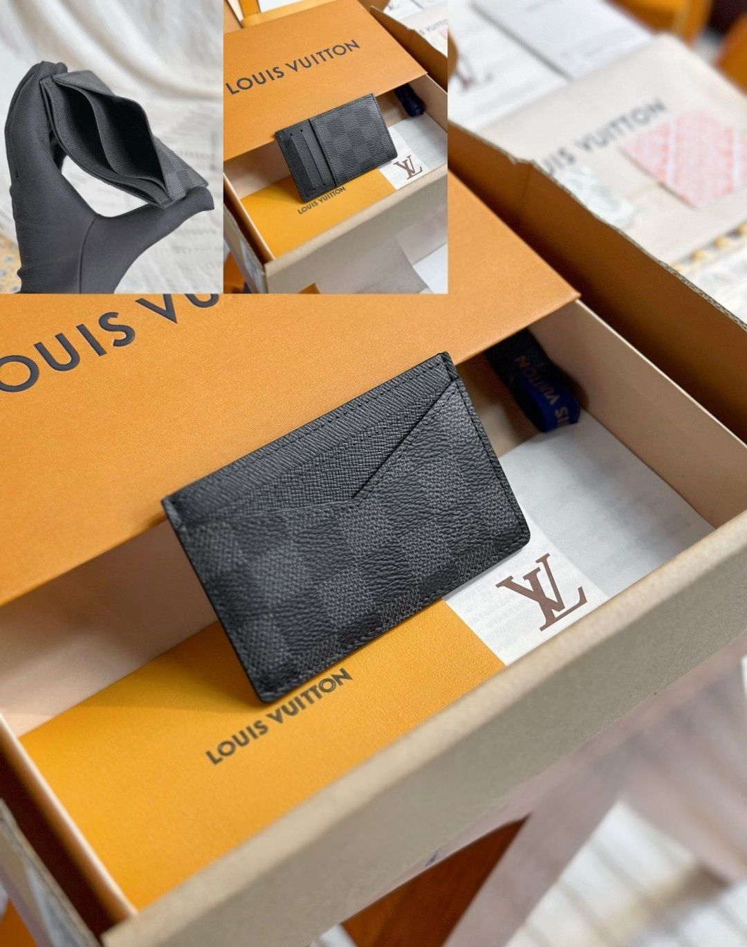 Neo Card Holder