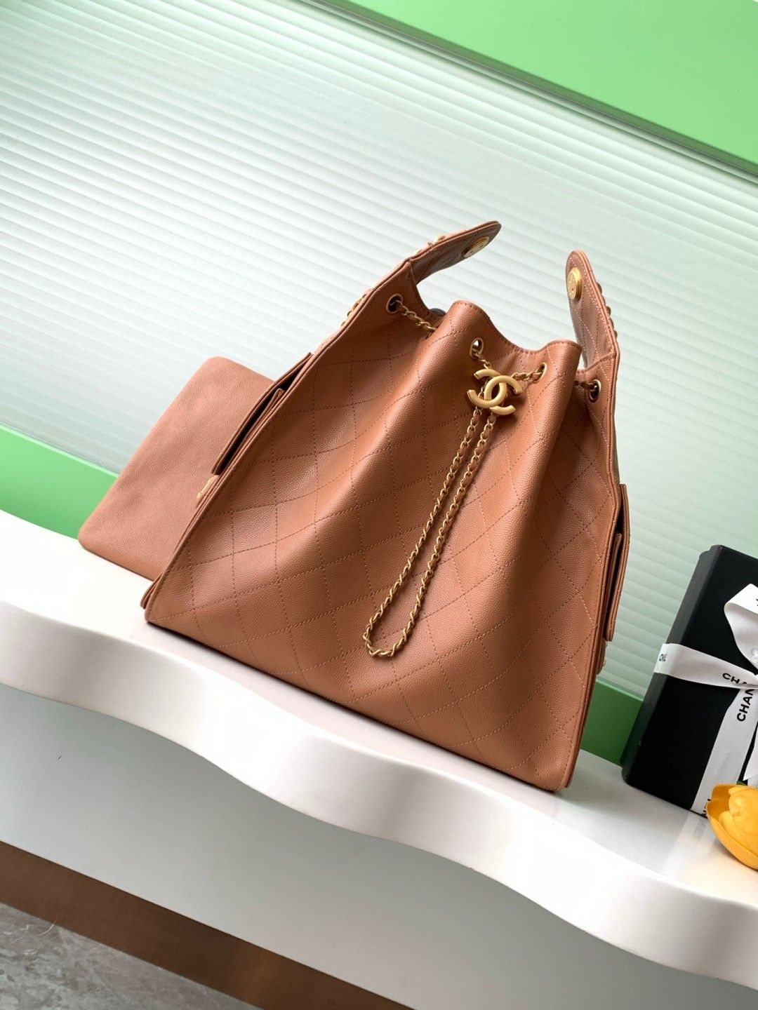 25 Large Handbag